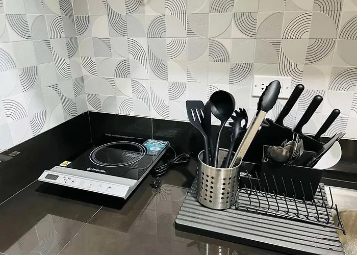 Apartamento 1br Luxury Bed, Movie Room, Swimming Pool Access Manila